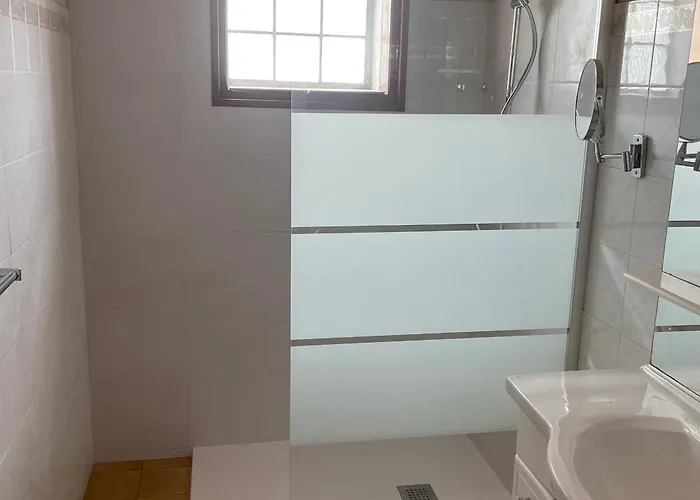 Maison à Deux Pas De La Avec Jardin Privatif Et Confort - - Fr-1-22-218 Hébergement de vacances