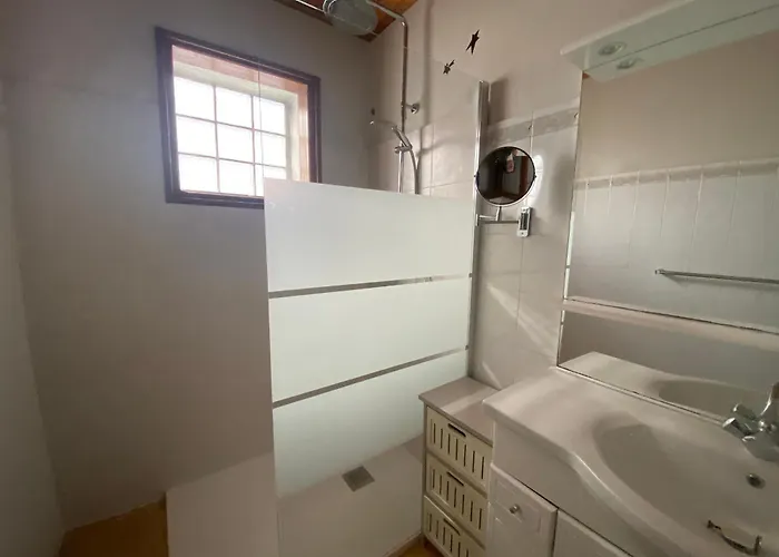 Maison à Deux Pas De La Avec Jardin Privatif Et Confort - - Fr-1-22-218 Hébergement de vacances